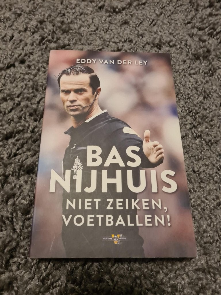Bas Nijhuis, Ophalen, Zo goed als nieuw, Sport