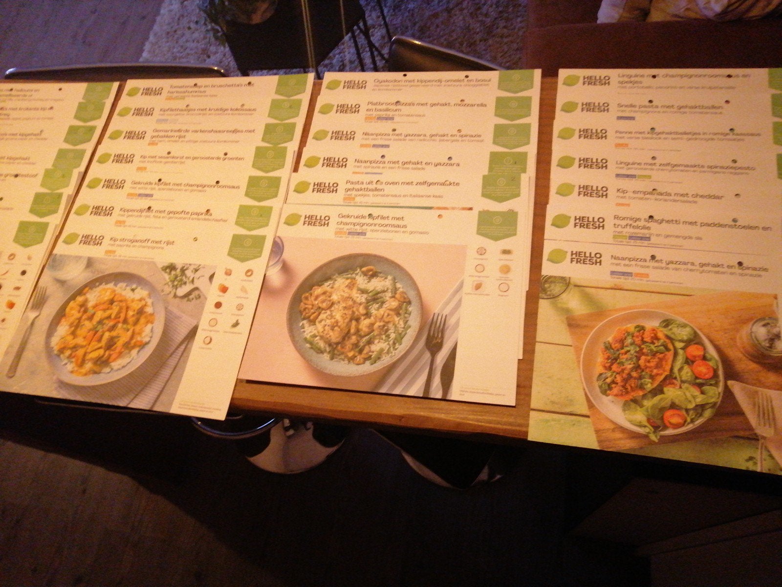 Hellofresh recepten (55x), Ophalen of Verzenden, Zo goed als nieuw, Europa, Hoofdgerechten