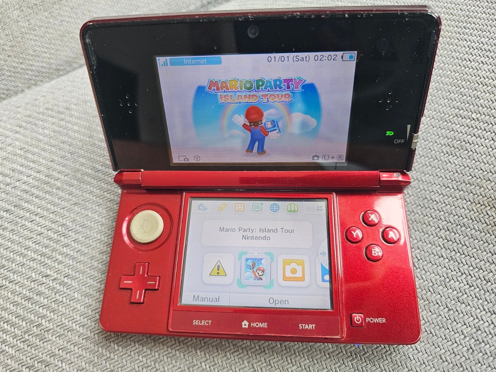Nintendo 3DS Rood met oplader en draagtas, Spelcomputers en Games, Spelcomputers | Nintendo 2DS en 3DS, Gebruikt, Ophalen of Verzenden
