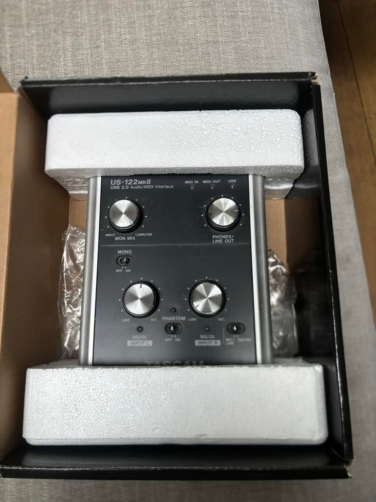 TASCAM US-122mkII USB 2.0 Audio/MIDI Interface, Ophalen of Verzenden, Zo goed als nieuw