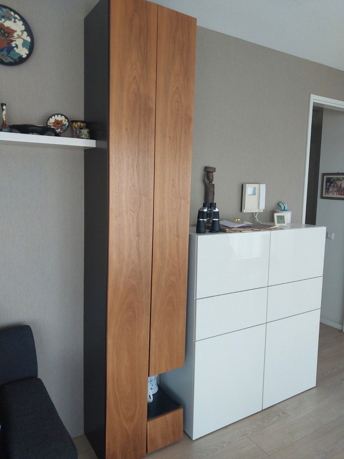 Interstar Vitrinekast / drankenkast - 240x50x38 cm, Huis en Inrichting, Kasten | Kledingkasten, Ophalen, Minder dan 50 cm, 200 cm of meer