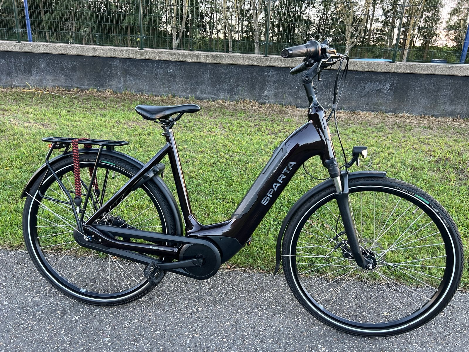 Elektrische Fiets Sparta C-Grid - Zo goed als nieuw, Ophalen, Sparta, Zo goed als nieuw, 50 km per accu of meer