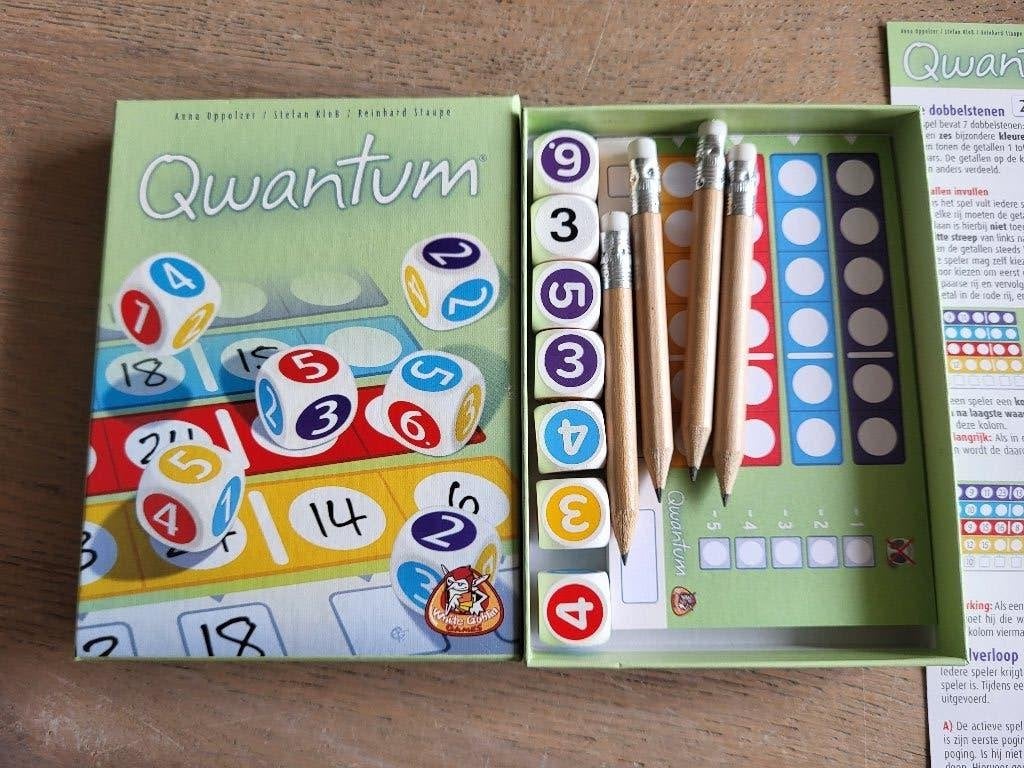 Quantum dobbelspel Nieuw dobbelspel van de makers van Qwinto, Een of twee spelers, Ophalen of Verzenden, Zo goed als nieuw, Nürnberger-Spielkarten-Verlag GmbH
