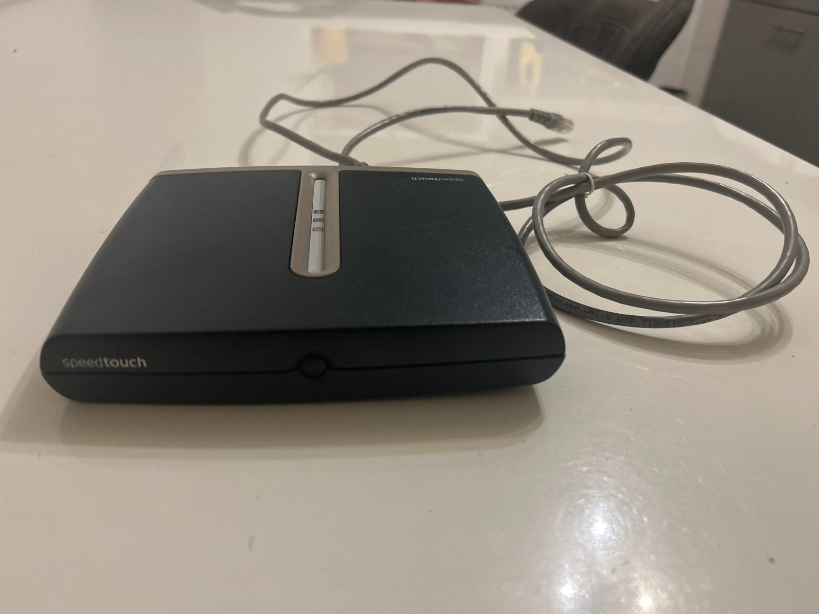 Thomson Speedtouch Router met modem, Ophalen of Verzenden, Zo goed als nieuw, Router met modem