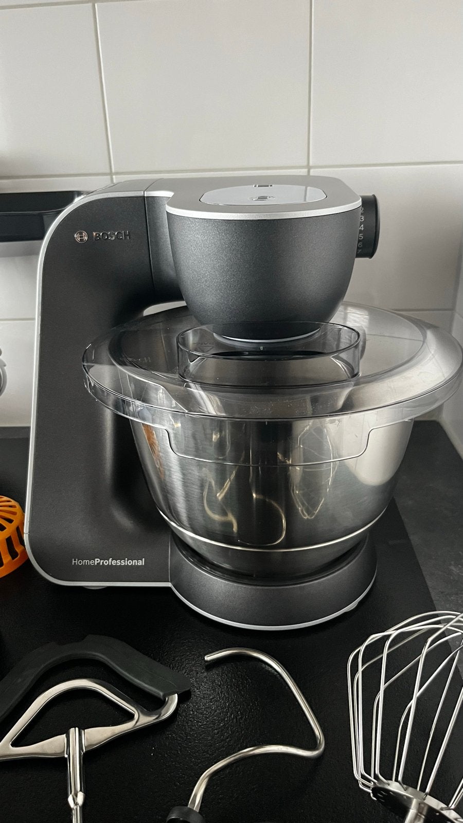 Bosch MUM59M55 keukenmachine - HomeProfessional, Ophalen, 4 liter of meer, 3 snelheden of meer, Zo goed als nieuw