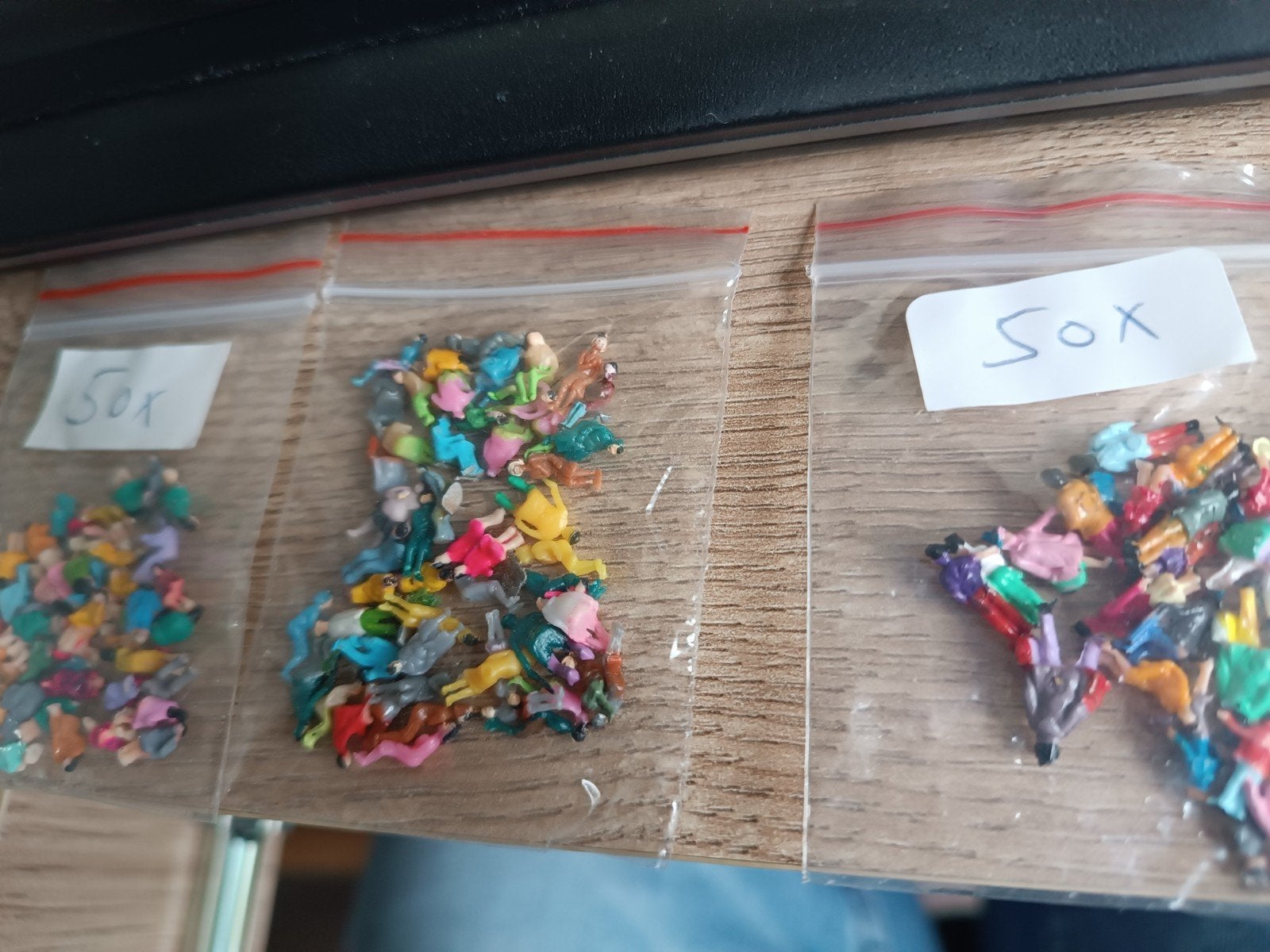 Modelspoor N Schaal Poppetjes: Staand, Zittend & Luxe, Ophalen of Verzenden, Zo goed als nieuw, Gelijkstroom of Wisselstroom
