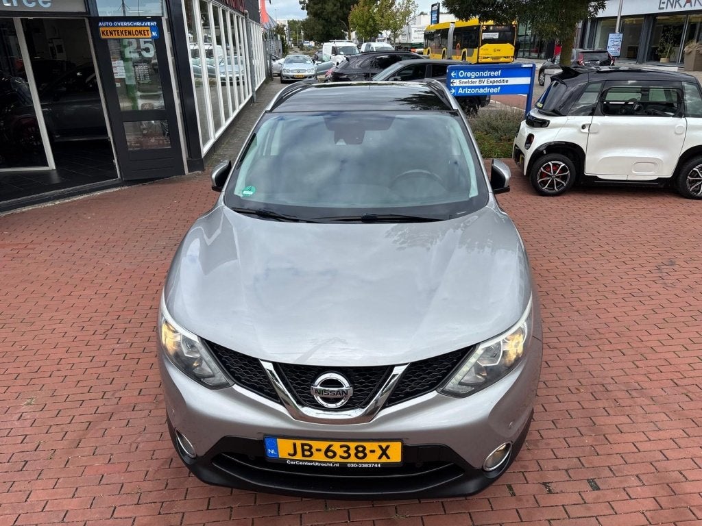 Foto 6 van Nissan QASHQAI 1.2 Connect Edition camara navi pano airco