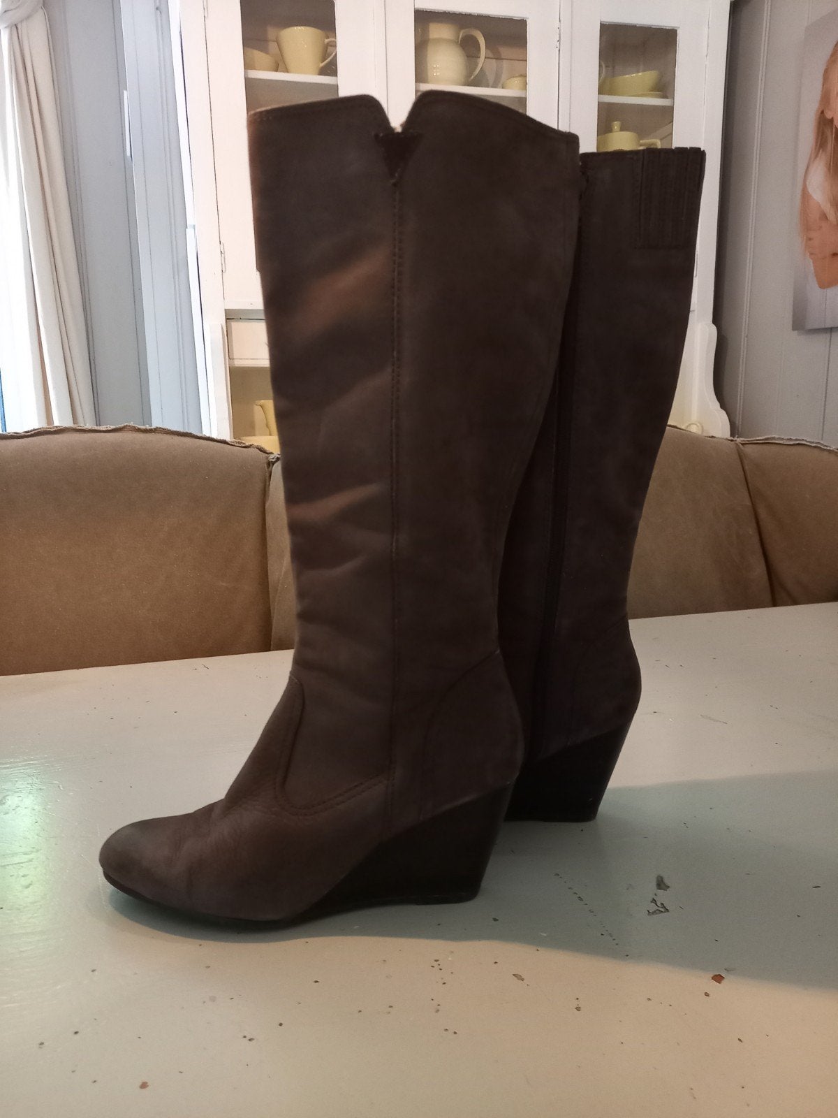 laarzen, Kleding | Dames, Ophalen of Verzenden, Zo goed als nieuw, Bruin, Hoge laarzen