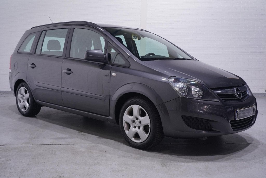 Opel Zafira 1.7 CDTi Selection 7-persoons PDC v+a stuurbedie, Auto's, Opel, Voorwielaandrijving, Euro 5, Stof, Gebruikt