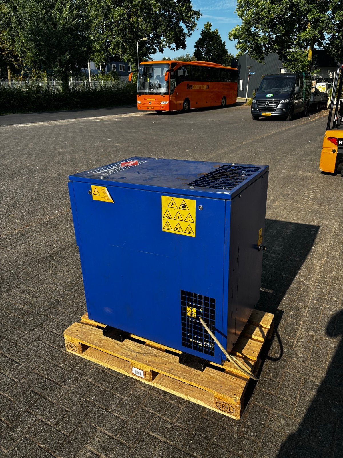Airpress schroefcompressor - 11 kW, 380V, 10 bar, Ophalen