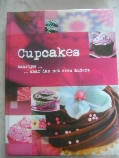 cupcakes, Ophalen of Verzenden, Zo goed als nieuw, Cupcakes, Boek of Tijdschrift