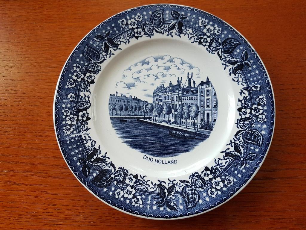 Mooi Holland Maashaven Societe Ceramique doorsnede 21 cm, Antiek en Kunst, Antiek | Keramiek en Aardewerk, Ophalen of Verzenden