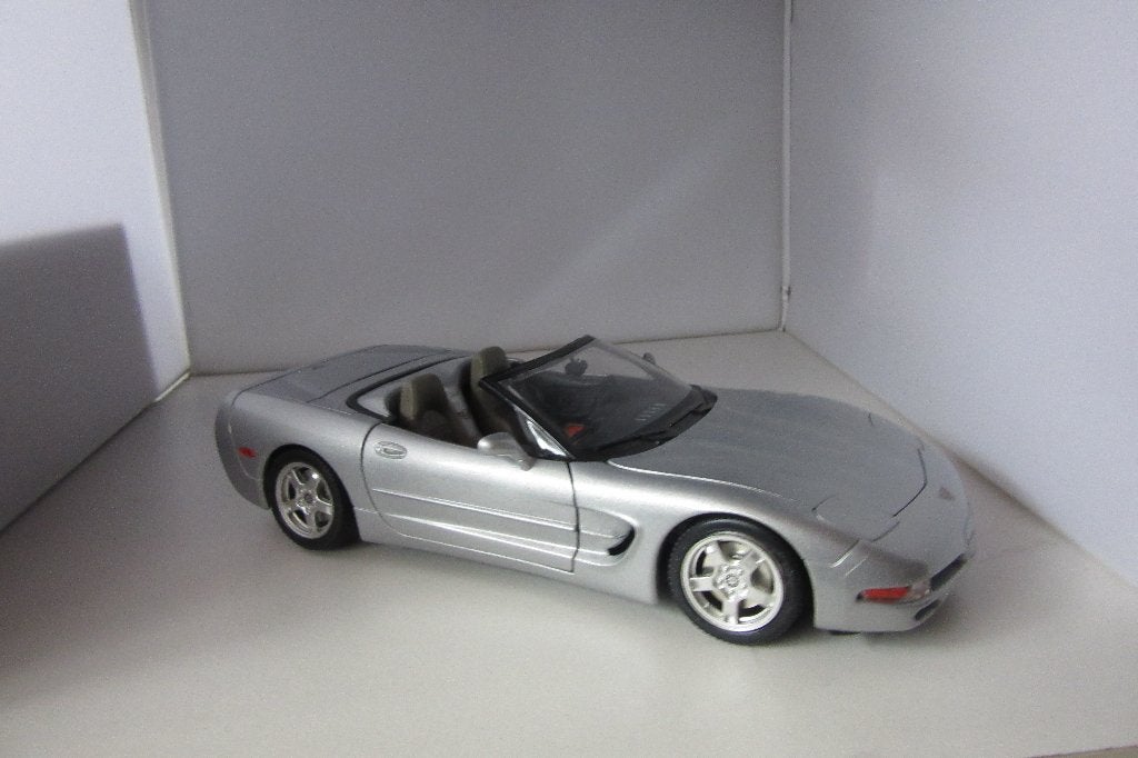 Chevrolet Corvet Cabrio 1997 1;18, Ophalen of Verzenden, Zo goed als nieuw, Auto, Bburago