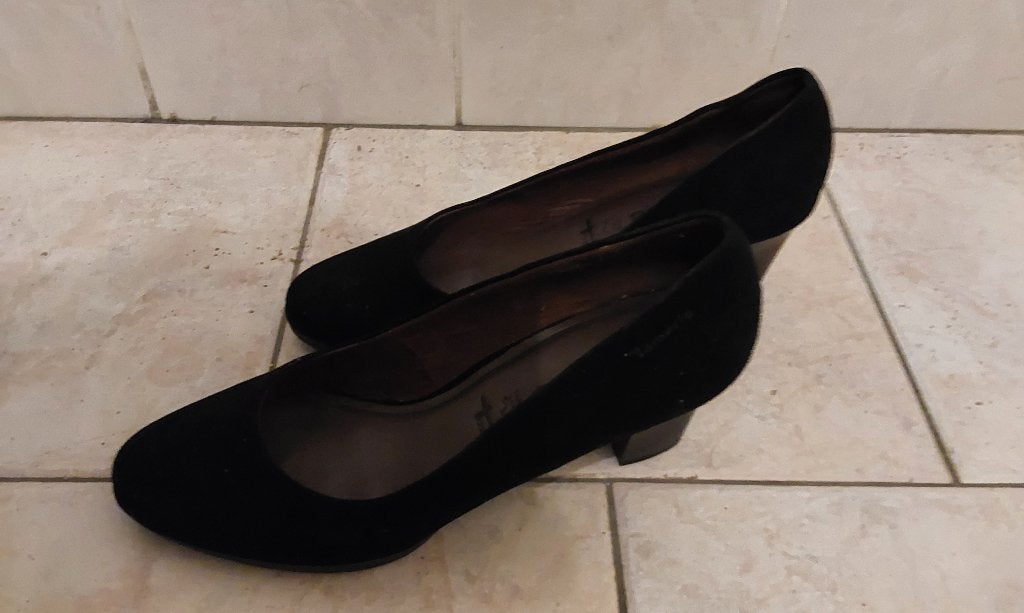 pumps, zwarte damesschoenen, Zwart, Zo goed als nieuw, Ophalen, Tamaris
