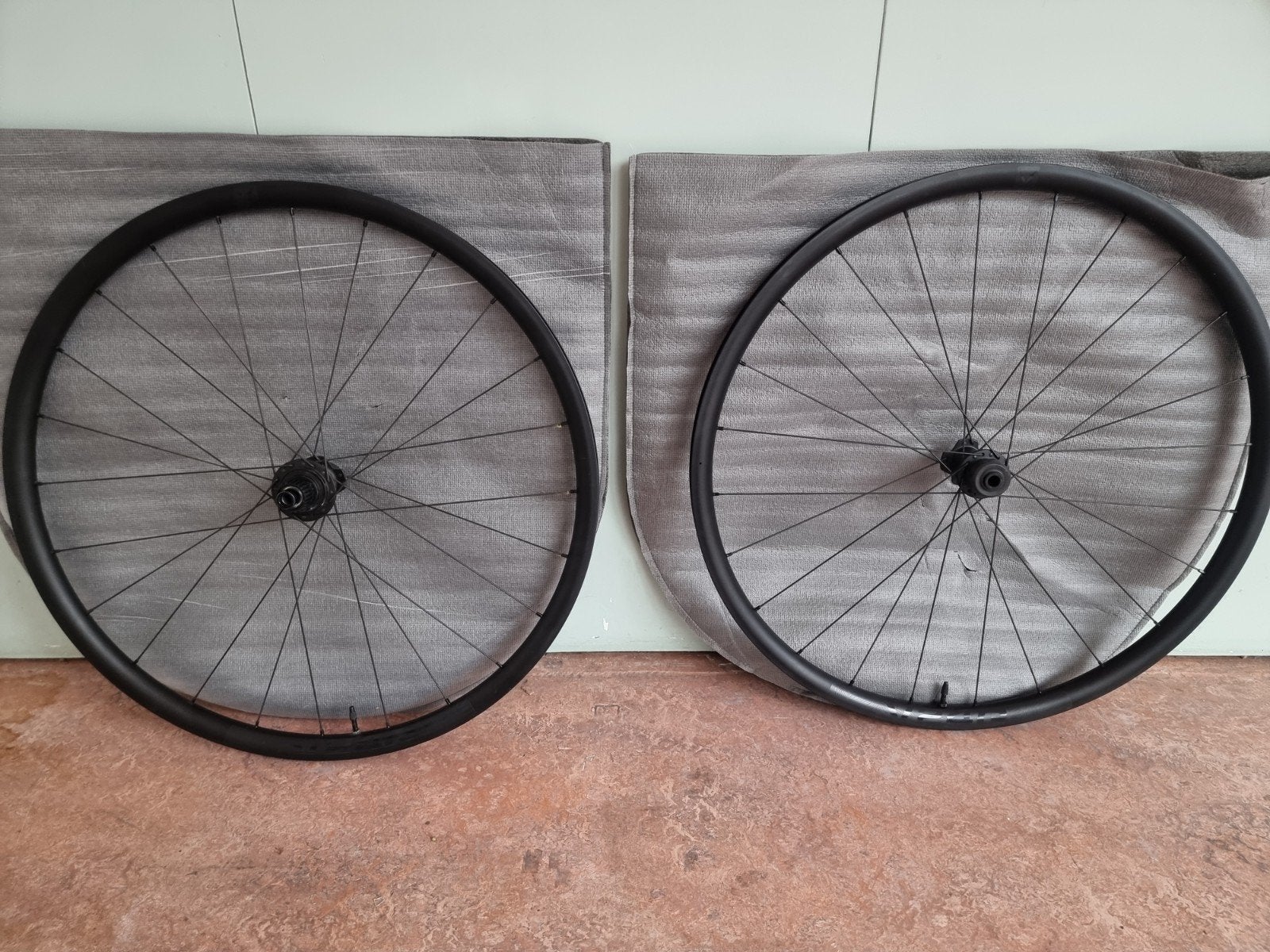 Velomann V24G aluminium gravelwielset - Zo goed als nieuw, Wiel, Velomann, Ophalen of Verzenden, Zo goed als nieuw
