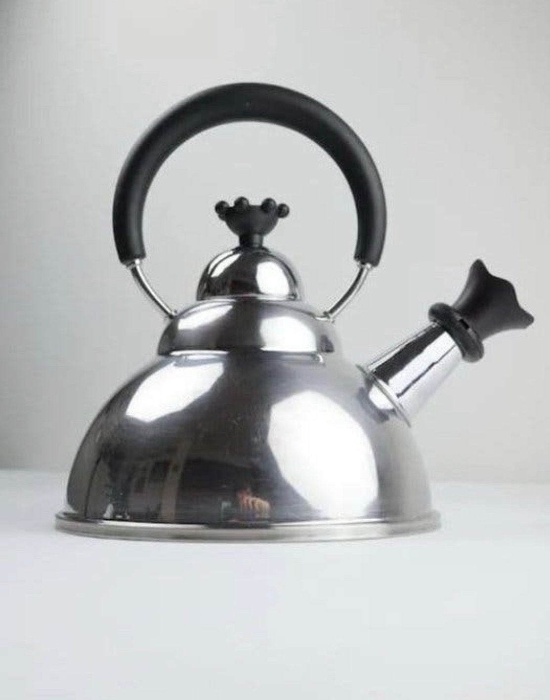 WMF Cromargan 18/10 Fluitketel - Design Matteo Thun, Theepot/fluitketel, Zilver, Ophalen of Verzenden, Zo goed als nieuw
