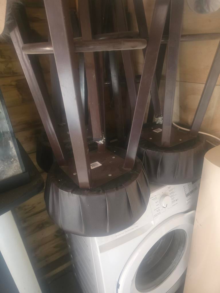 Stamtafel met 6 krukken, Ophalen