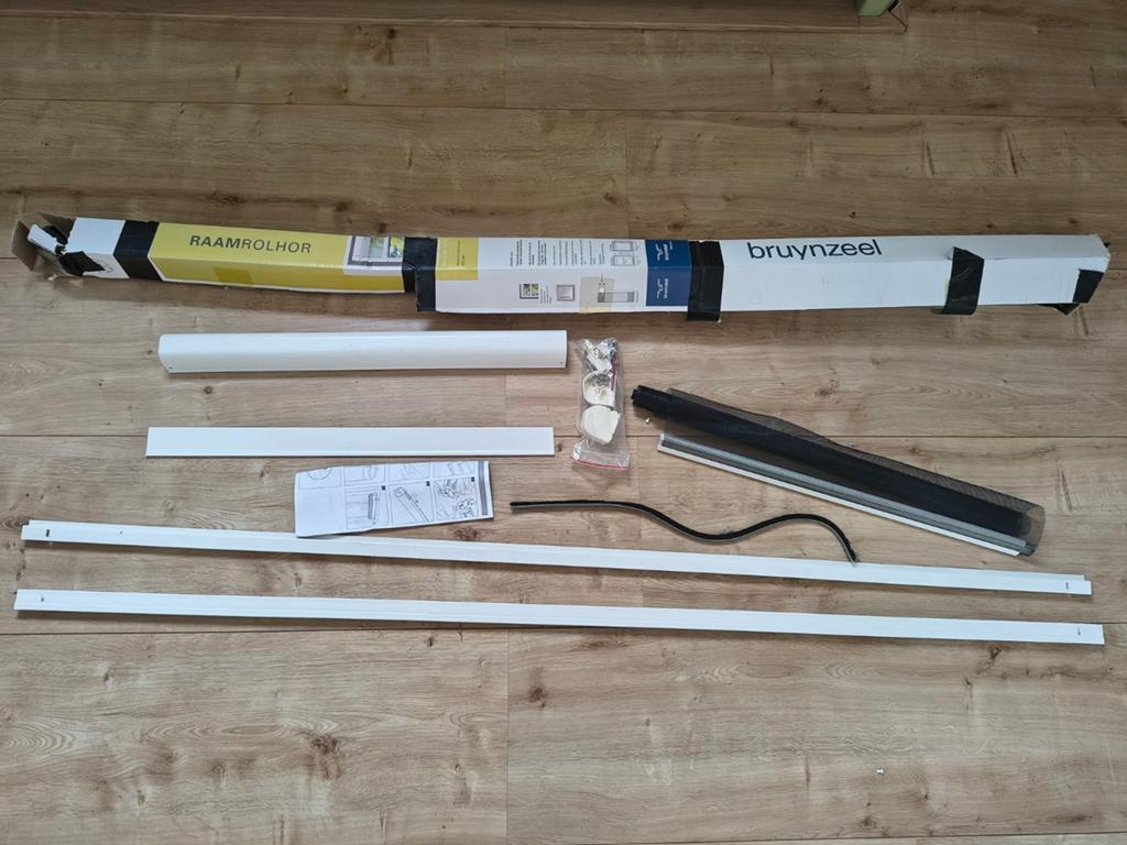 Bruynzeel raamrolhor, max 63 cm breed. Wit kunststof hor., Ophalen, Onb, Wit, Onb