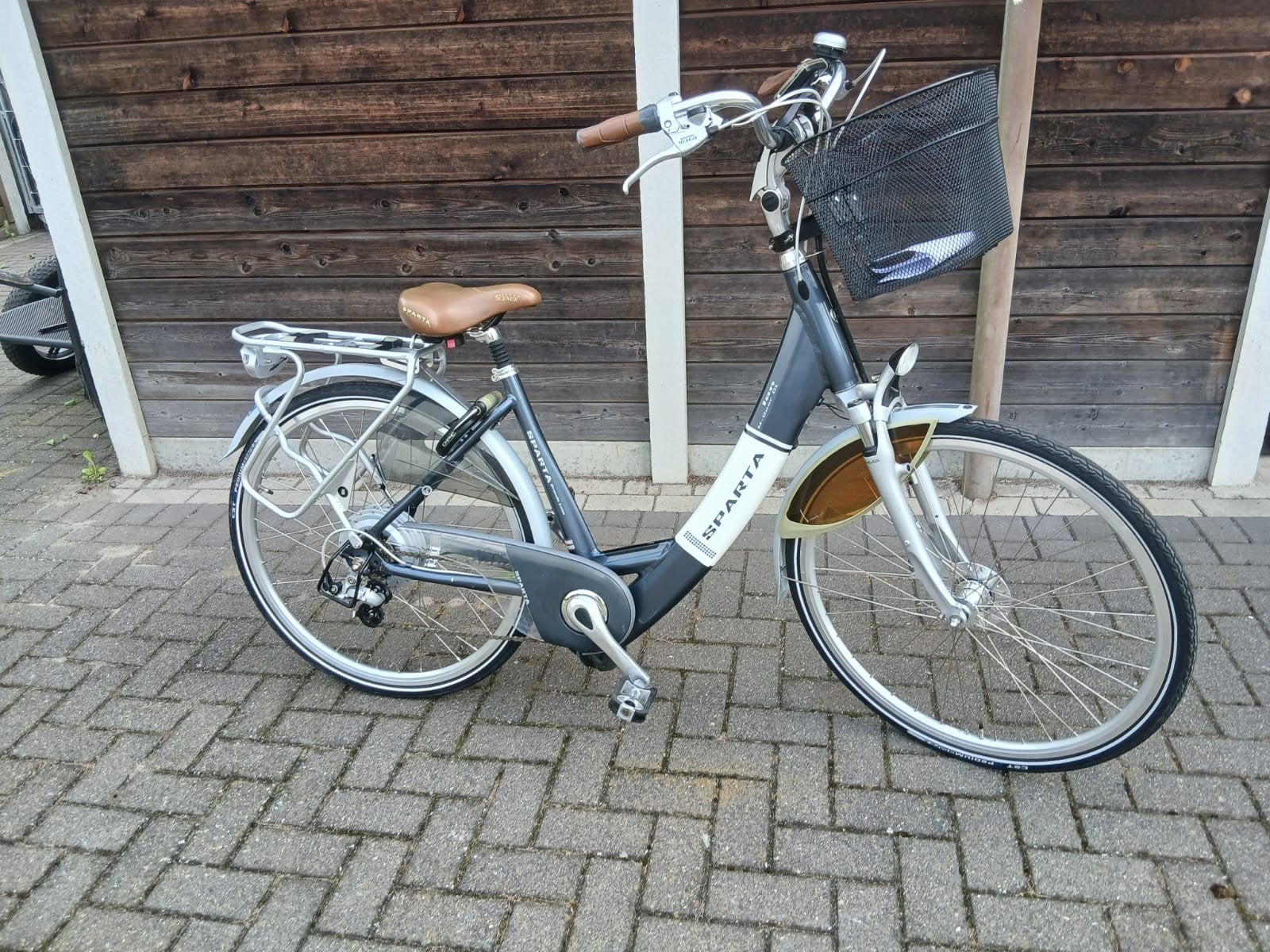 keurige sparta met nieuwe batt, Fietsen en Brommers, Elektrische fietsen, 51 tot 55 cm, Ophalen of Verzenden, Zo goed als nieuw