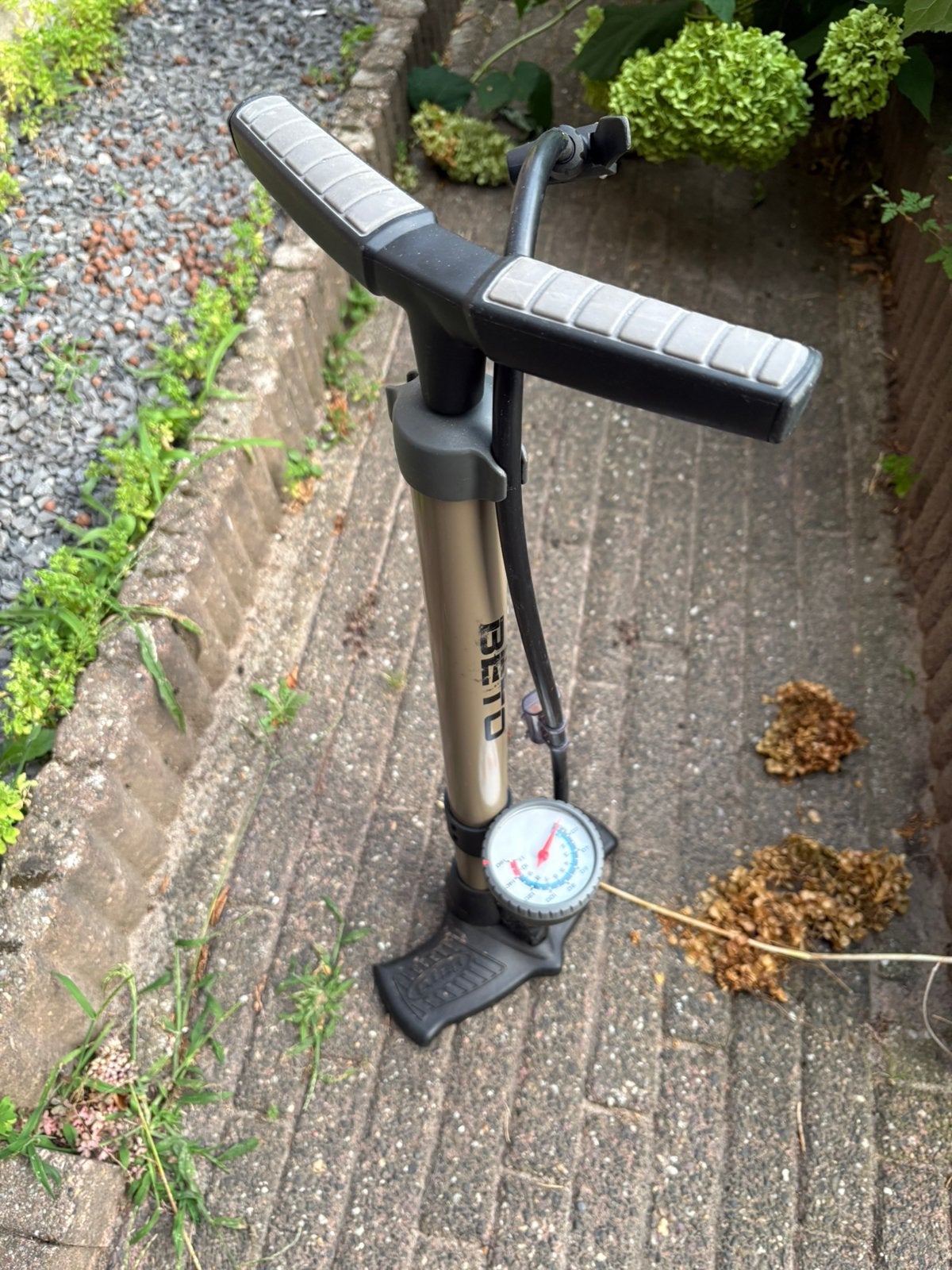 Fietspomp, Ophalen, Zo goed als nieuw