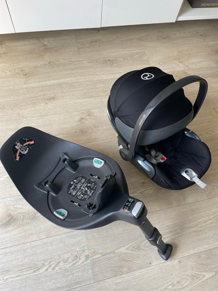 Cybex Cloud Z I-Size autostoel met Isofix onderstel, Slaapstand, Zo goed als nieuw, Isofix, 0 t/m 13 kg
