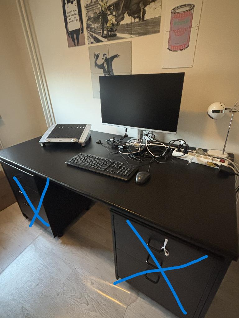 BUREAU - zwart, Huis en Inrichting, Bureaus, Ophalen