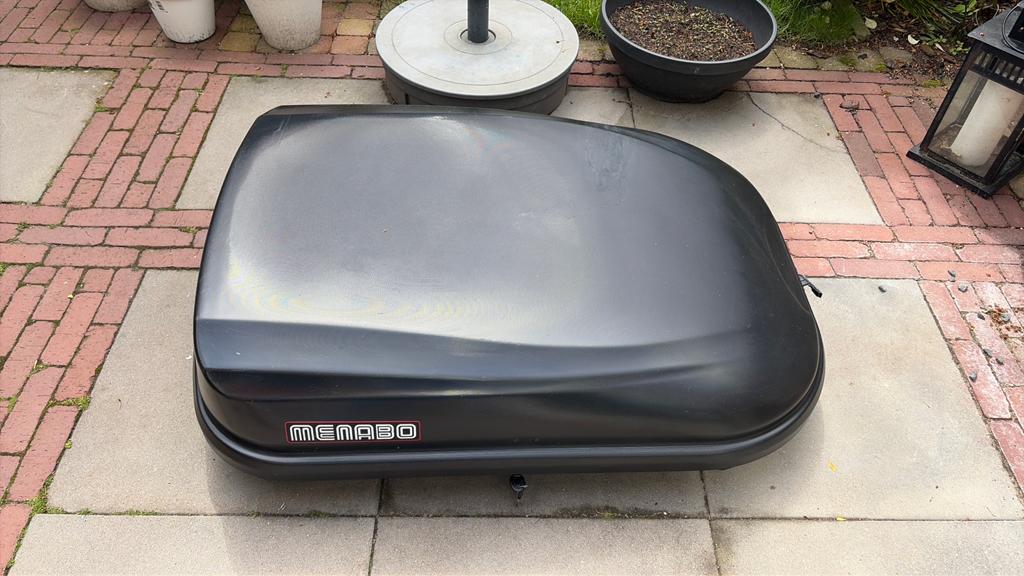 Menabo Quasar 320 dakkoffer super conditie, Ophalen, Gebruikt
