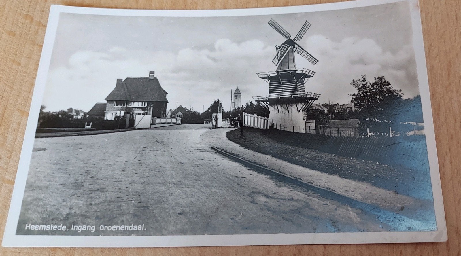 Heemstede, Ingang Groenendaal Molen, Ophalen of Verzenden, 1940 tot 1960, Klederdracht