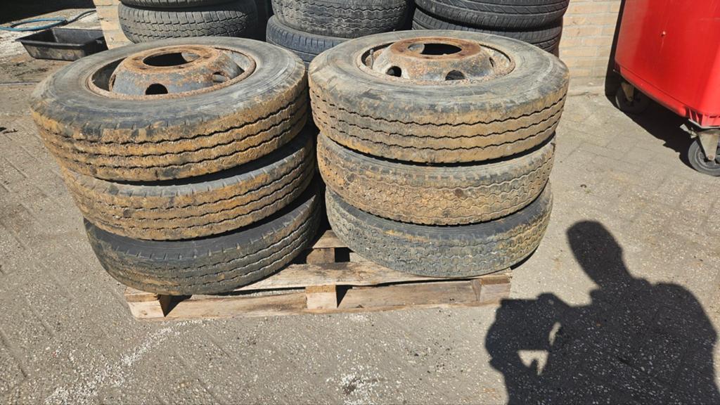 Mercedes 508 608 dudo wielen 17.5 inch, Ophalen of Verzenden