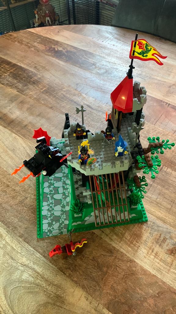 Lego 6082, Kinderen en Baby's, Speelgoed | Duplo en Lego, Zo goed als nieuw, Ophalen