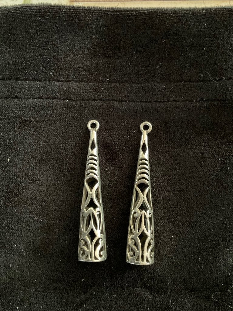 Echt zilveren oorbellen fantasie keltisch design, Ophalen of Verzenden, Zo goed als nieuw, Zilver, Zilver