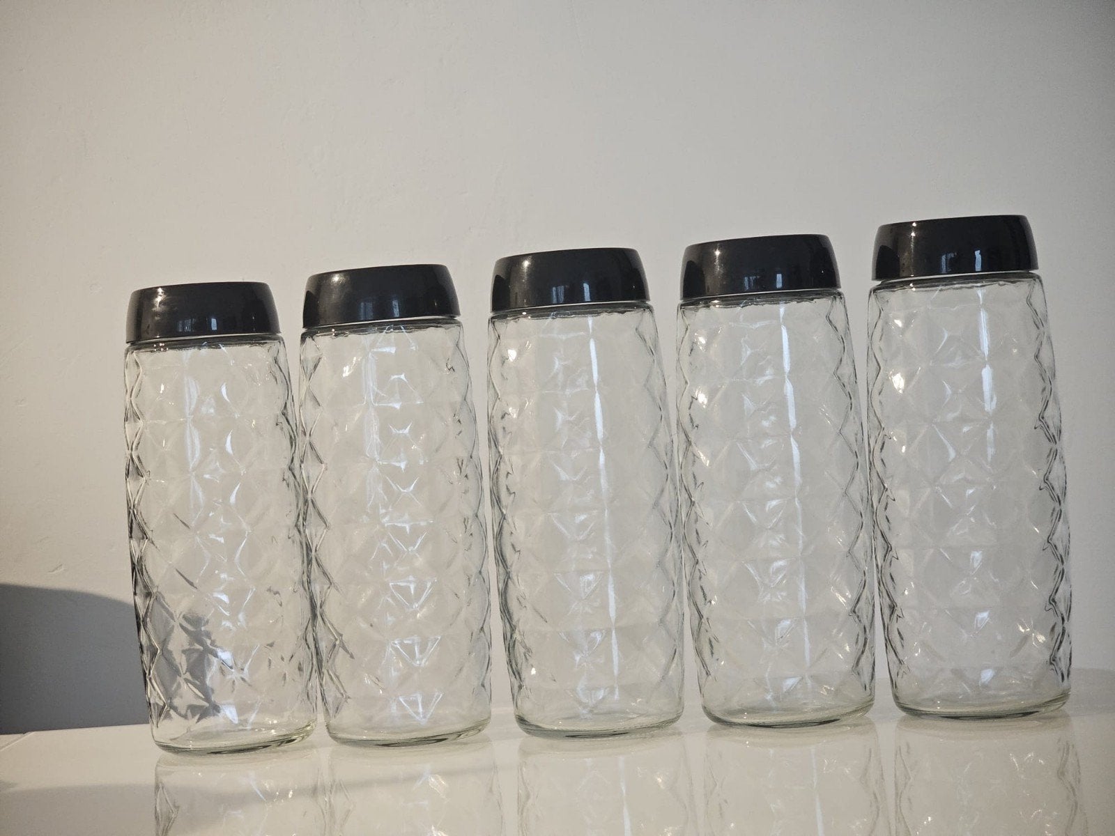 De nieuwe voorraadpot is 26 cm groot 5 st. materiaal glas 12, Huis en Inrichting, Keuken | Potten en Pannen, Ophalen of Verzenden