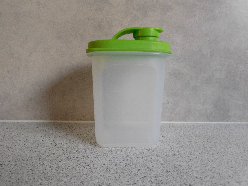 Tupperware Mess & Go 350 ml. Groen, Met tuit/dop, Beker of Kan, Ophalen of Verzenden, Zo goed als nieuw