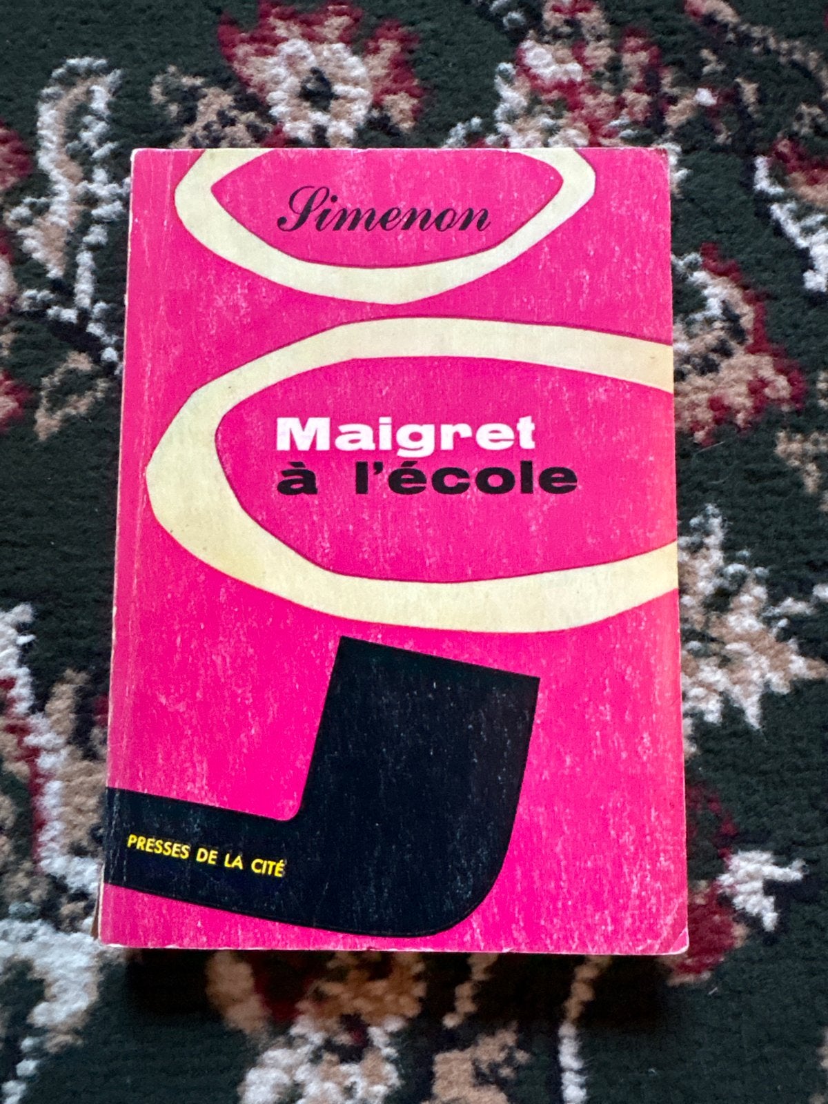 Maigret à l'école - Simenon (Frans), Boeken, Ophalen of Verzenden, Gelezen, Fictie