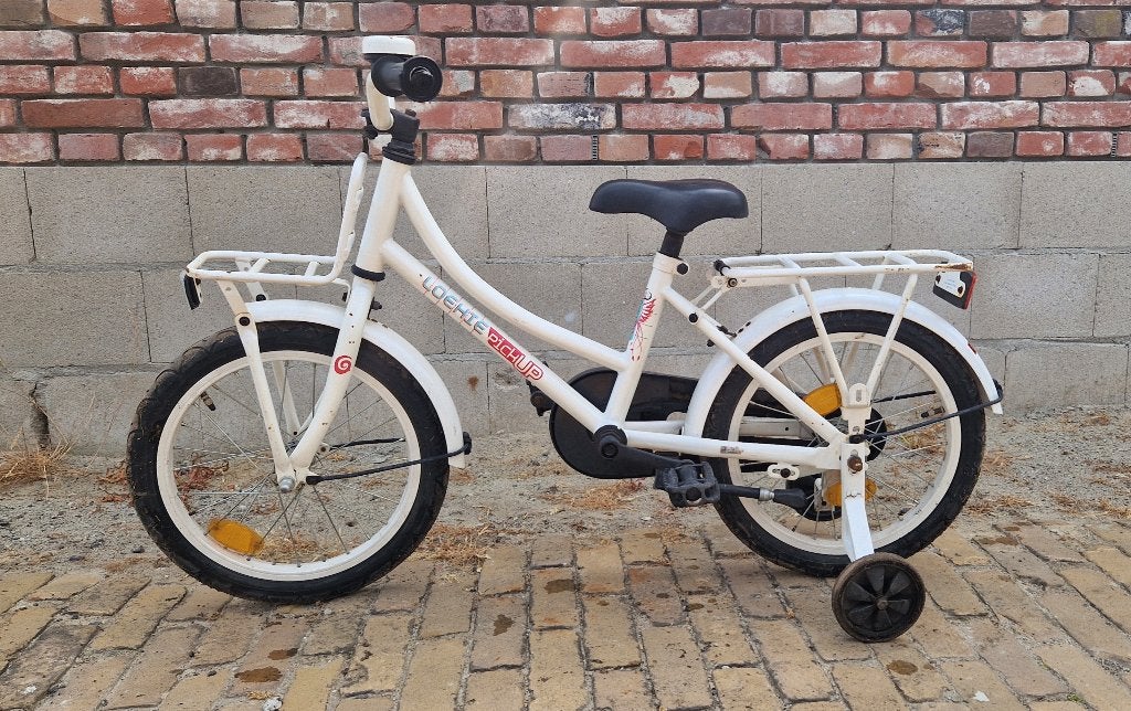 Kinder fiets, Fietsen en Brommers, Fietsen | Kinderfietsjes, Ophalen, Terugtraprem, Zijwieltjes, Loekie