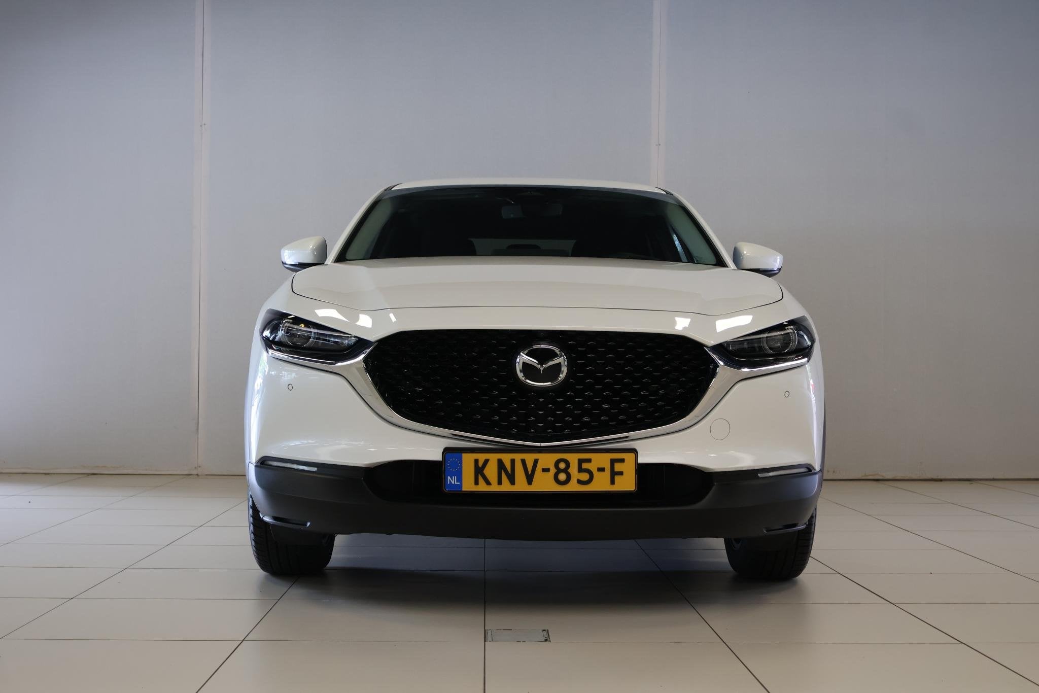 Mazda CX-30 2.5 e-SkyActiv-G M Hybrid Exclusive-line, Gebruikt, 4 cilinders, Met garantie (alle), Wit