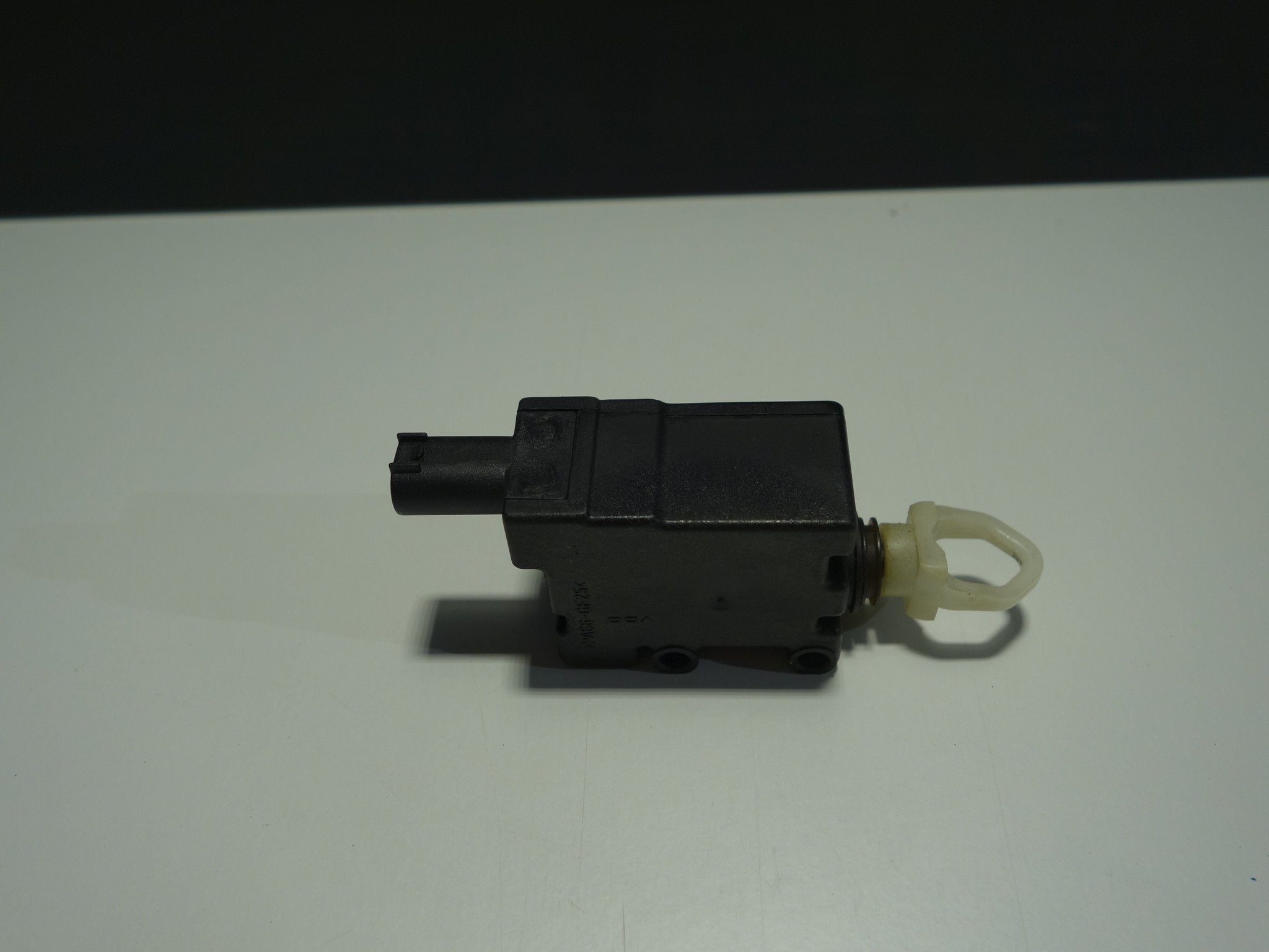 Porsche 996 & boxster 986 tankklep actuator 996 624 115 01, Gebruikt