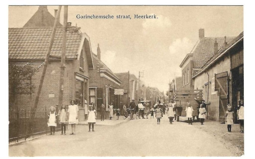 Meerkerk - Gorinchemsche straat met veel volk, Verzenden, Voor 1920, Ongelopen, Utrecht