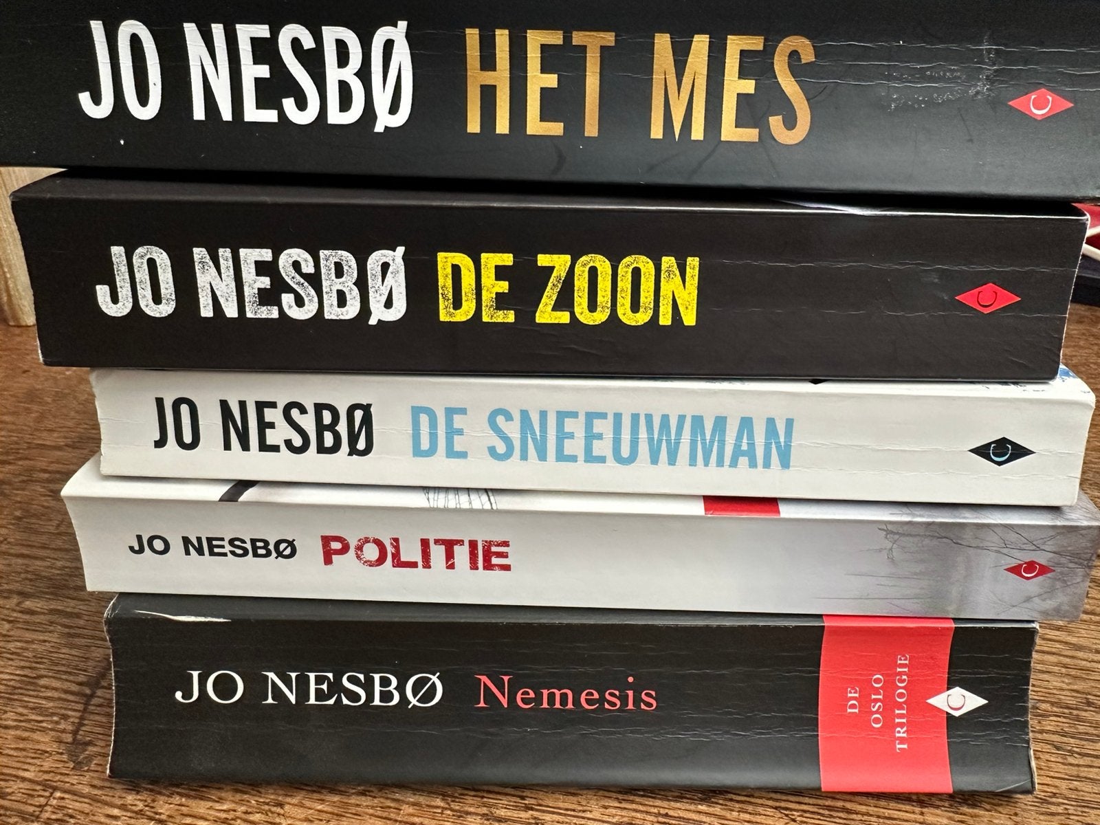 Jo Nesbø: diverse titels, Boeken, Ophalen of Verzenden, Zo goed als nieuw