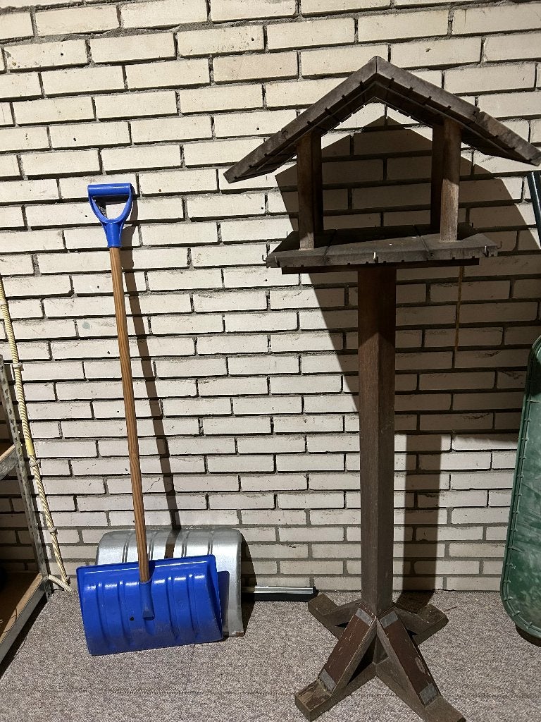 Vogelvoederhuis op paal, Tuin en Terras, Ophalen, Zo goed als nieuw
