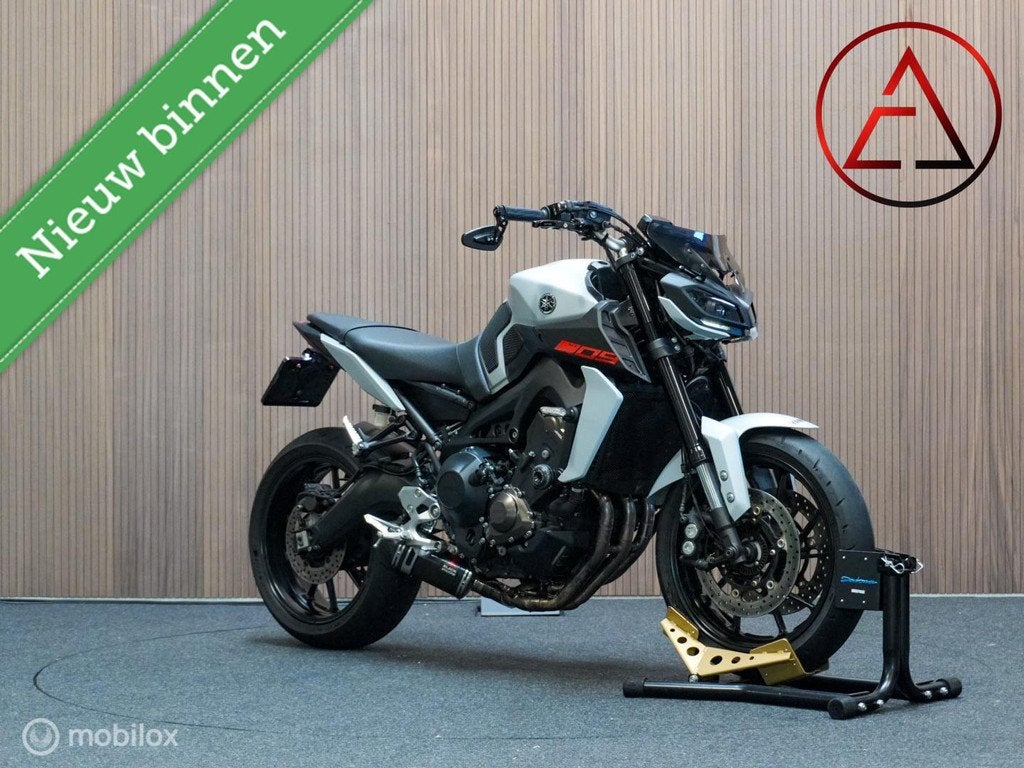 Yamaha MT-09 2018 | Quickshifter + BlackWidow | 8.838km, Info@yamaha.nl, Christiaan huygensweg 32D, Bedrijf, Meer dan 35 kW