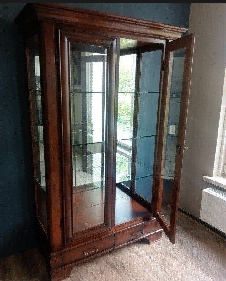 Vitrinekast met verlichting + spiegelwand + glasplaten, Ophalen, Gebruikt, Glas, 150 tot 200 cm