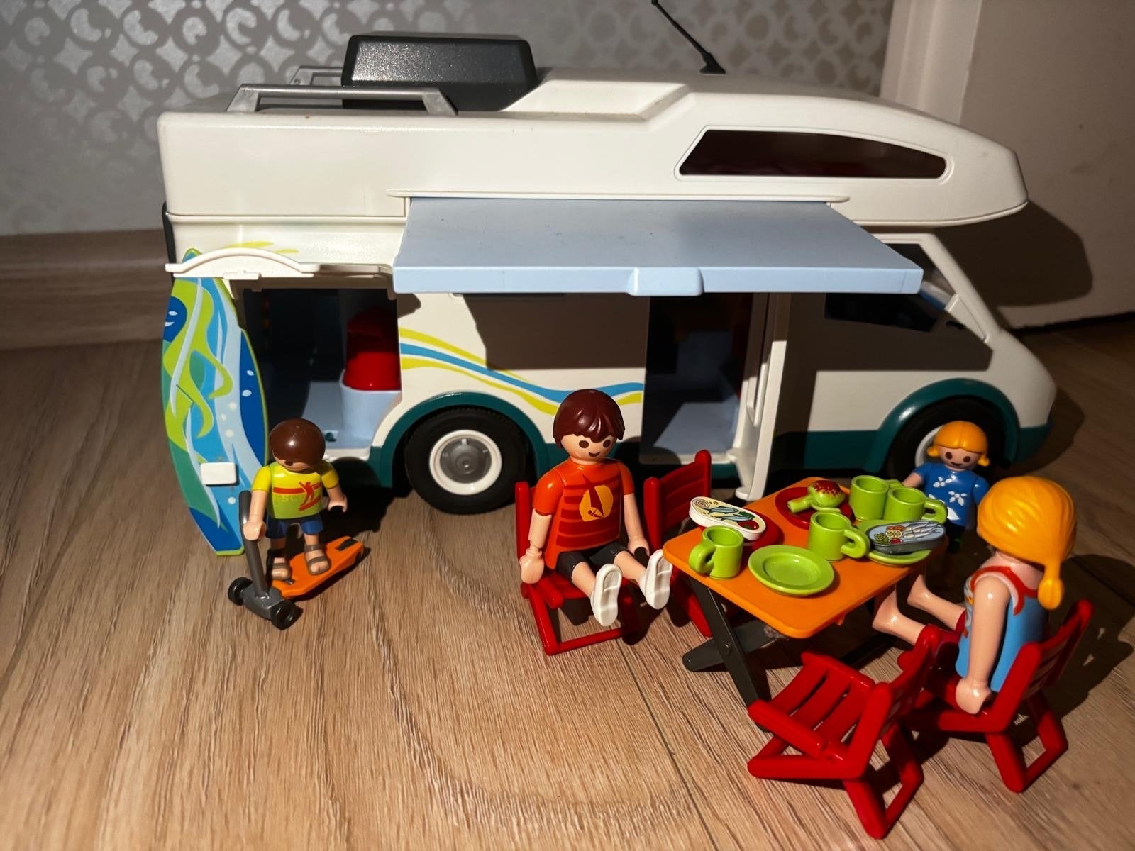 Playmobil Caravan met accessoires en figuren, Ophalen of Verzenden, Gebruikt