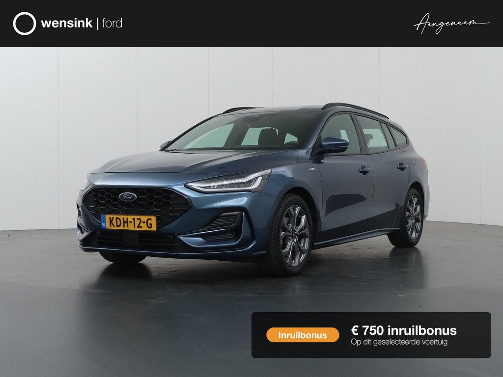 Ford Focus Wagon 1.0 EcoBoost Hybrid ST Line | Parkeercamera, Gebruikt, 1404 kg, Blauw, 3 cilinders