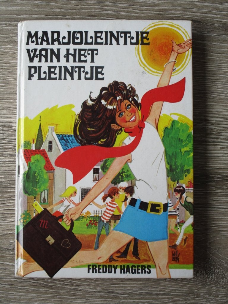 Marjoleintje van het pleintje - Freddy Hagers, Boeken, Ophalen of Verzenden, Gelezen, Fictie algemeen