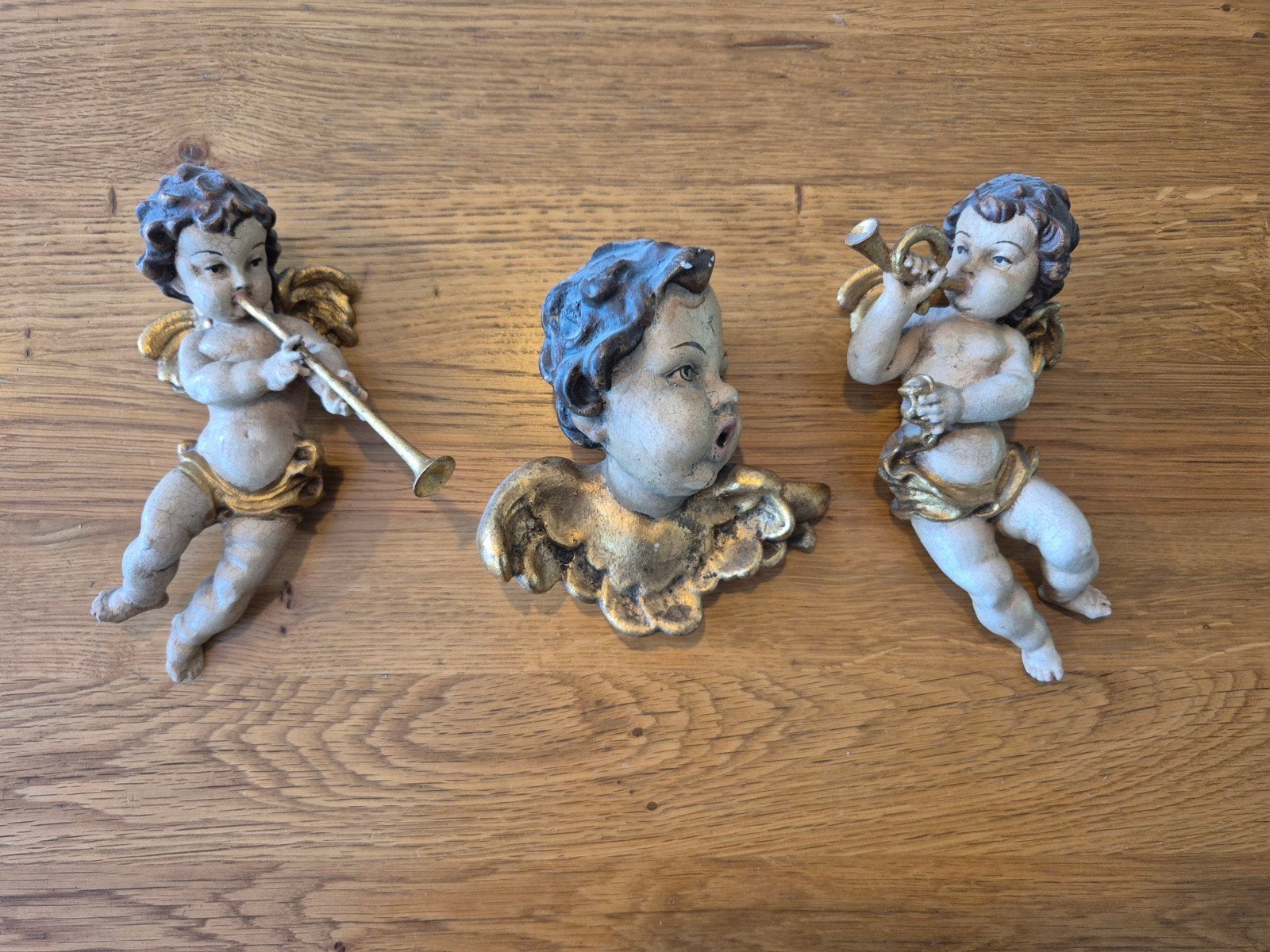Set van 3 wand-engelen, Ophalen