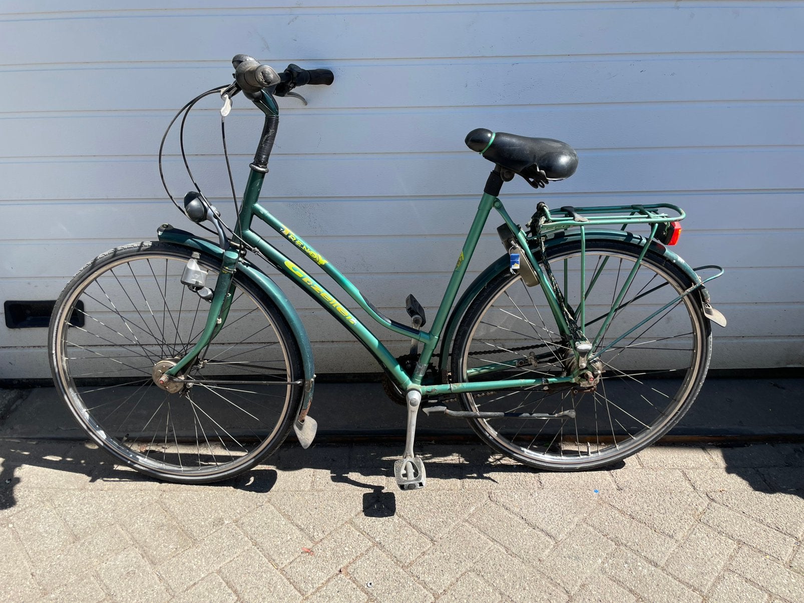 Gazelle trendy frame 57 wiel 28 inch 3 versnel Prijs 25 euro, Ophalen