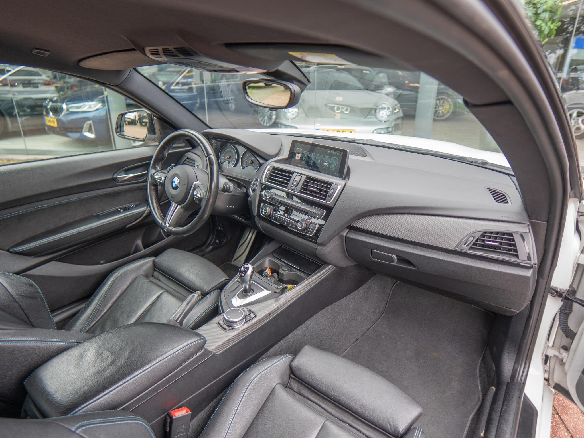 BMW 2-serie Coupé M2 DCT | Harman Kardon | Sport uitlaat |, Gebruikt, 4 stoelen, Wit, Geïmporteerd
