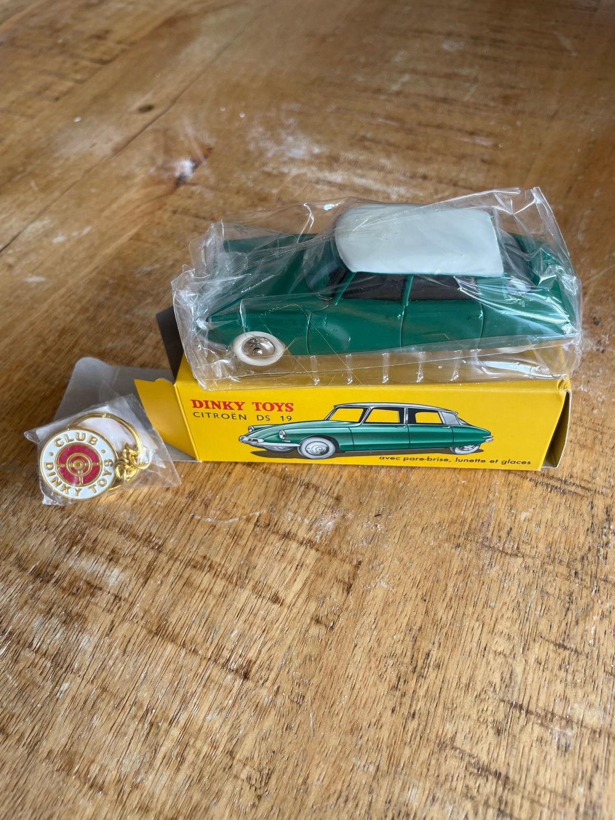 Dinky Toys Citroën DS 19 - Nieuw in doos, Ophalen of Verzenden, Nieuw, Auto
