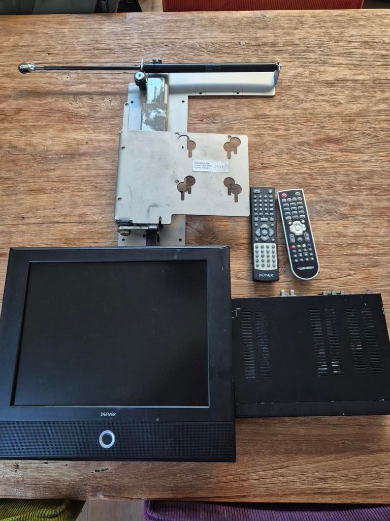 Complete TV-Liftsysteem Hymer B 524 SL (2008) + DVD & TV, Ophalen